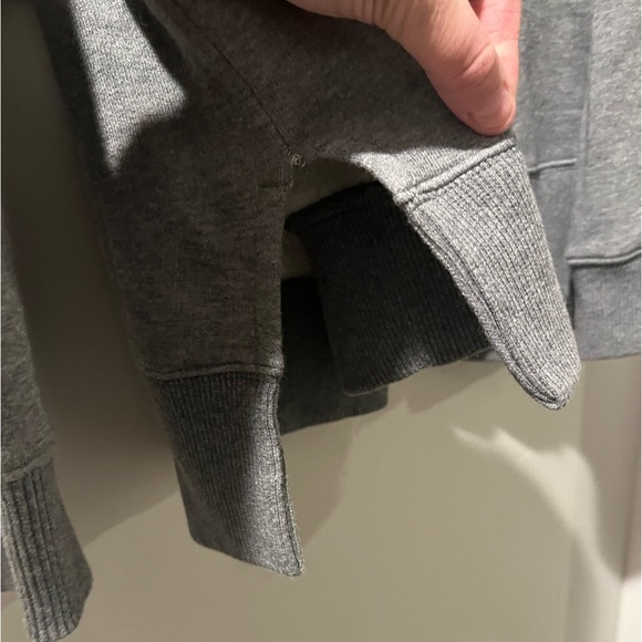 ❌SOLD❌XXL Kirkland Brand Hoodie - Picture 3 of 5